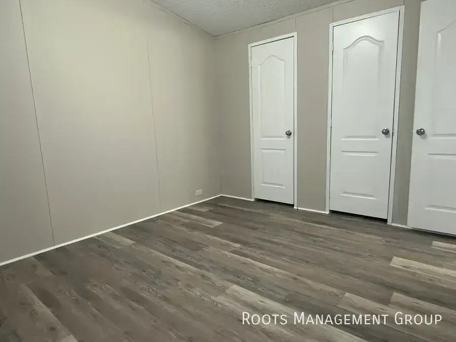272 Emerson Bypass Rd #D14 - Photo 5 of 15
