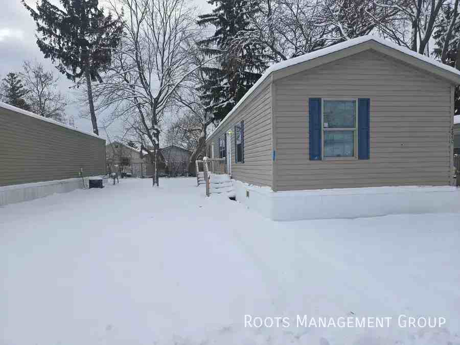 2840 Gemini St - Photo 2 of 16