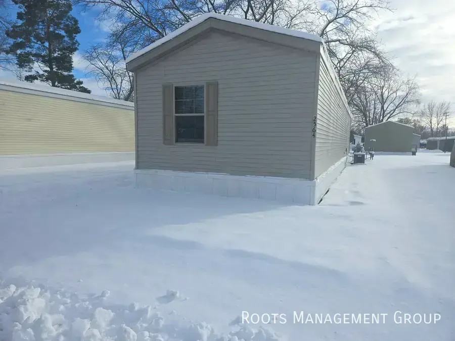 2564 Apollo Dr - Photo 2 of 19