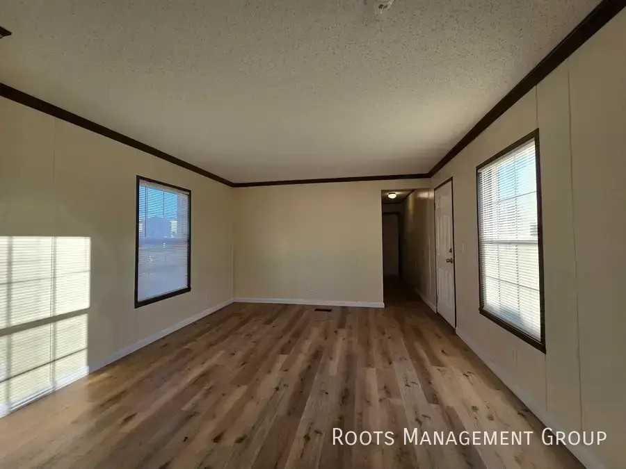187 Hawk Dr #187 - Photo 2 of 12