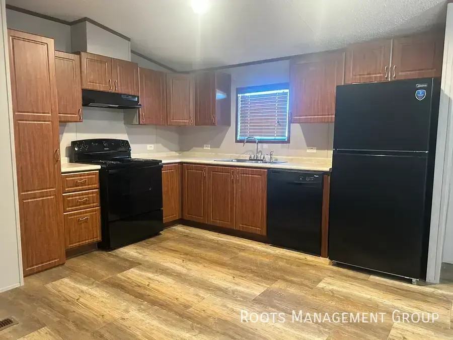 20 Riviera Courts Dr #20 - Photo 5 of 21