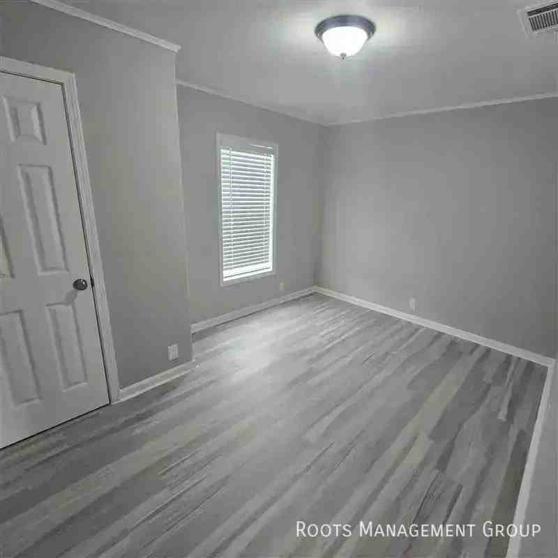 15863 Reddy Ln #15863R - Photo 3 of 19