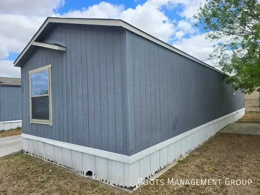 310 Scobey Ave #320 - Photo 2 of 27