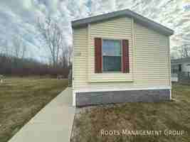 featured image of 178 Maple Wood #178