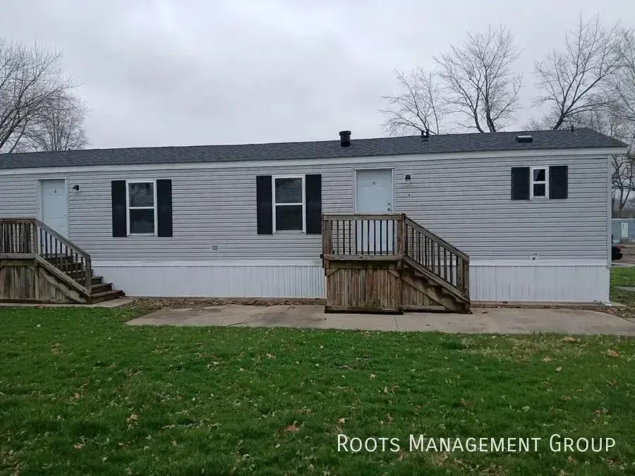 311 Carriage Lane Est #311 - Photo 2 of 14