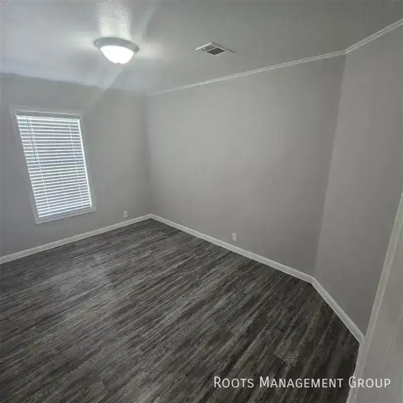 16006 Maladi Dr #16006M - Photo 6 of 21