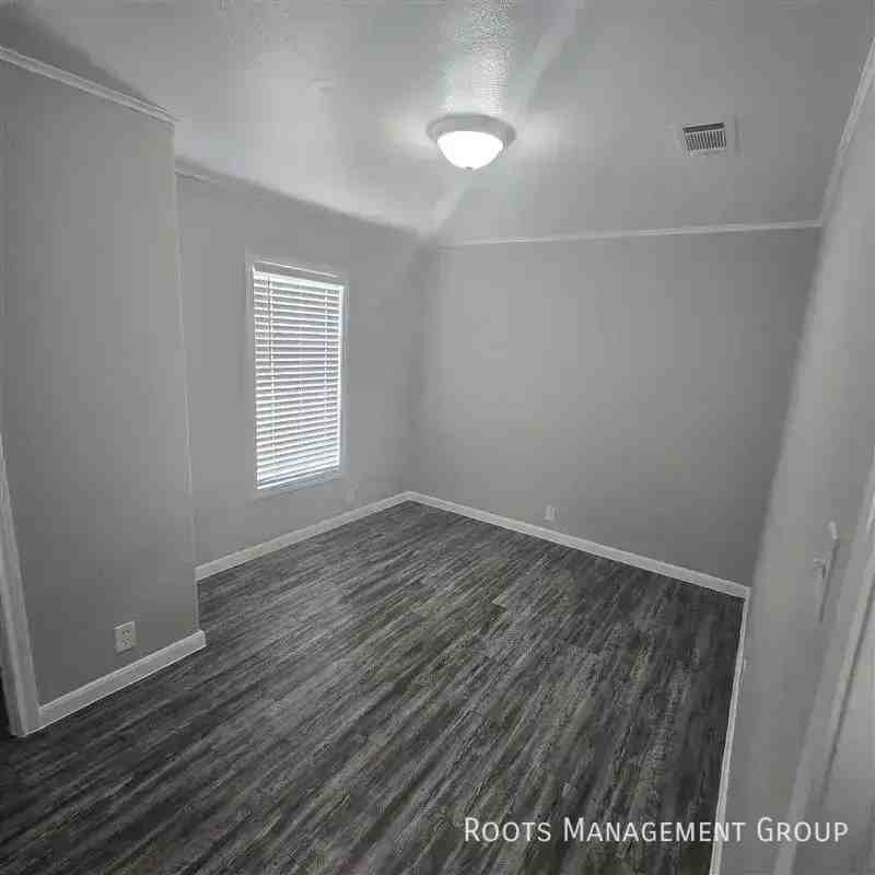 16006 Maladi Dr #16006M - Photo 7 of 21
