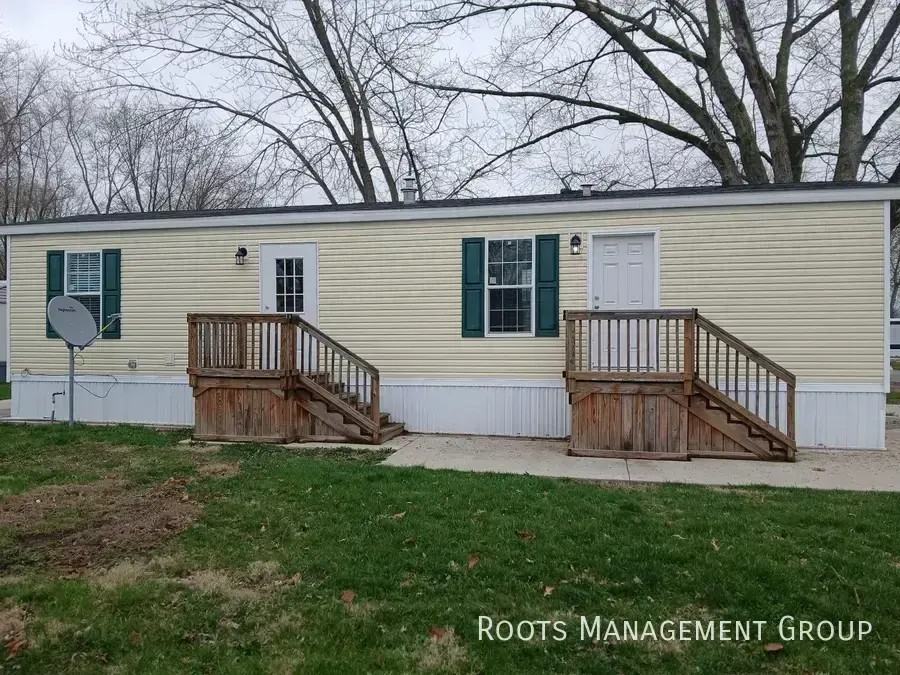 307 Carriage Lane Est #307 - Photo 2 of 14