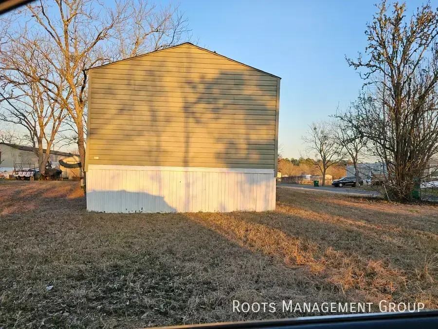 2710 W Oakridge Dr #44 - Photo 2 of 17