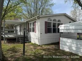 featured image of 613 Carriage Lane Est #613