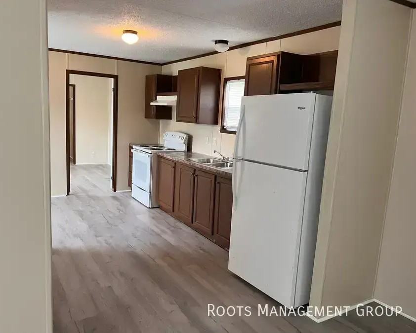 373 S Jackson St #72 - Photo 6 of 20