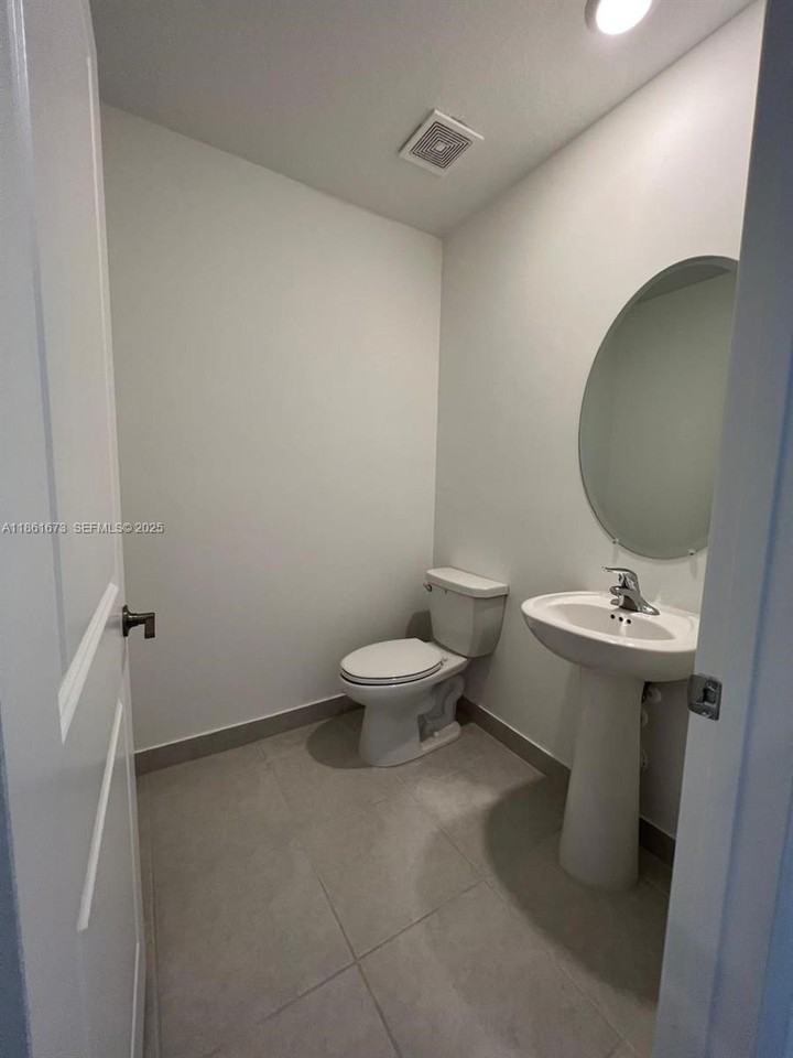 11965 Northwest 47th Manor - Photo 6 of 24