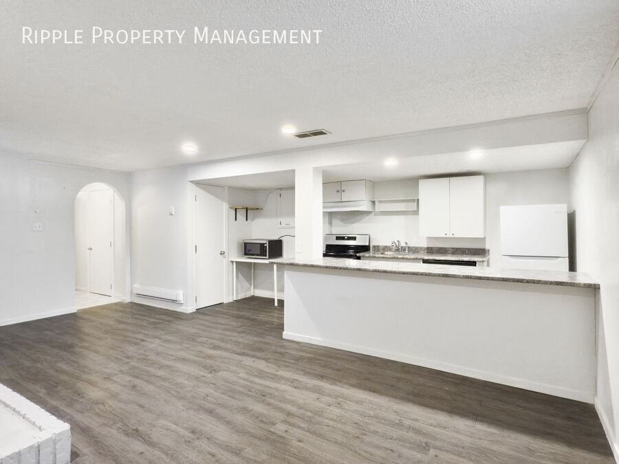 63 Woodglen Close Sw Lowr - Photo 3 of 11