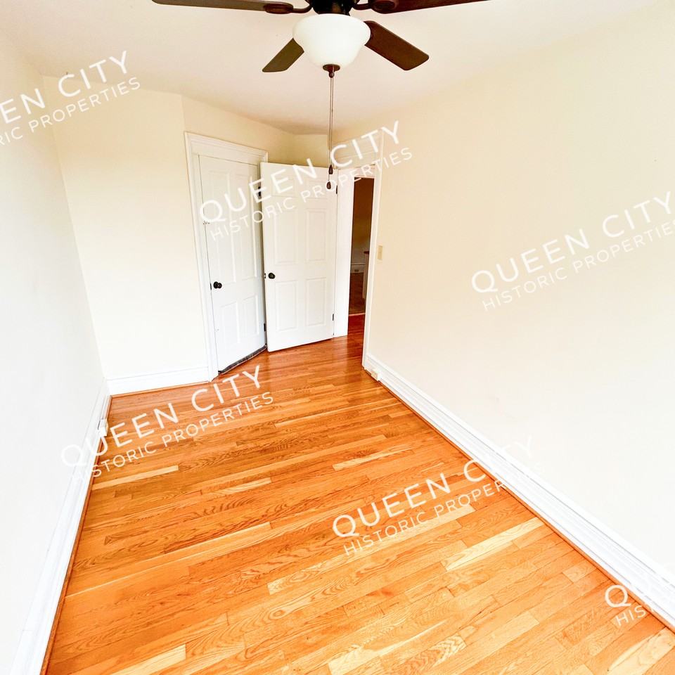 821 W Beverley St - Photo 4 of 14