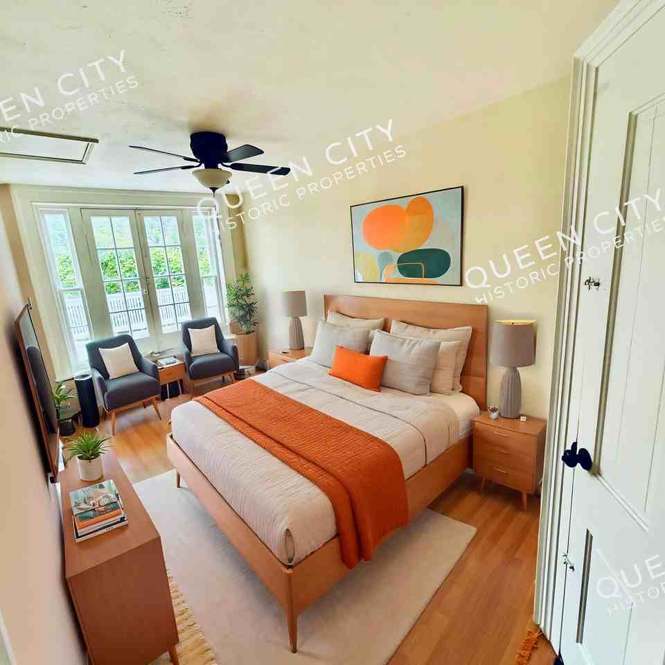 821 W Beverley St - Photo 2 of 14