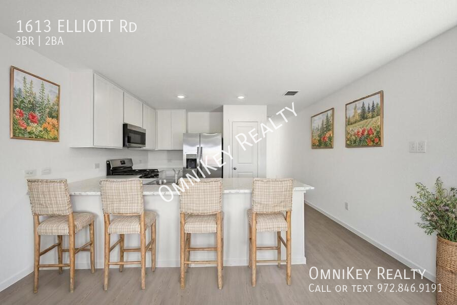 1613 Elliott Rd - Photo 3 of 41