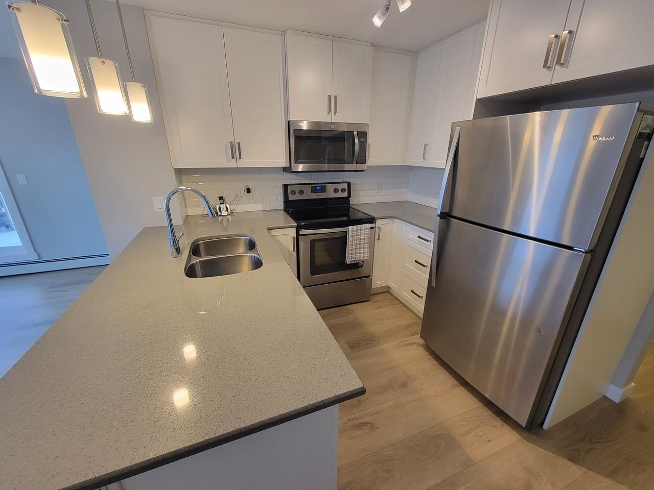 3670 139 Ave Nw - Photo 2 of 15