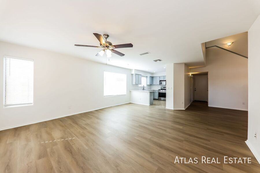 30427 N 42nd Pl - Photo 6 of 21