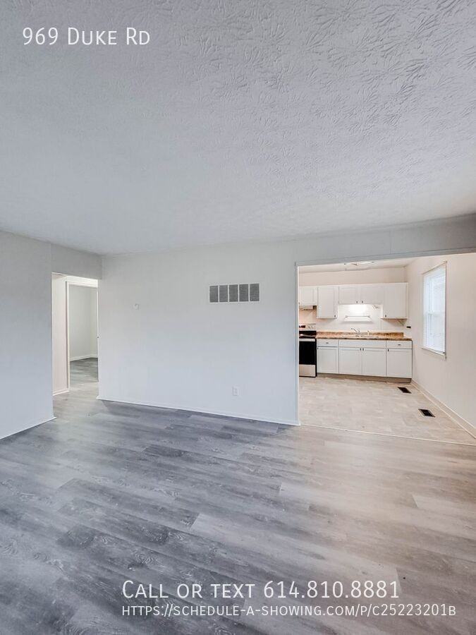 969 Duke Rd - Photo 4 of 37