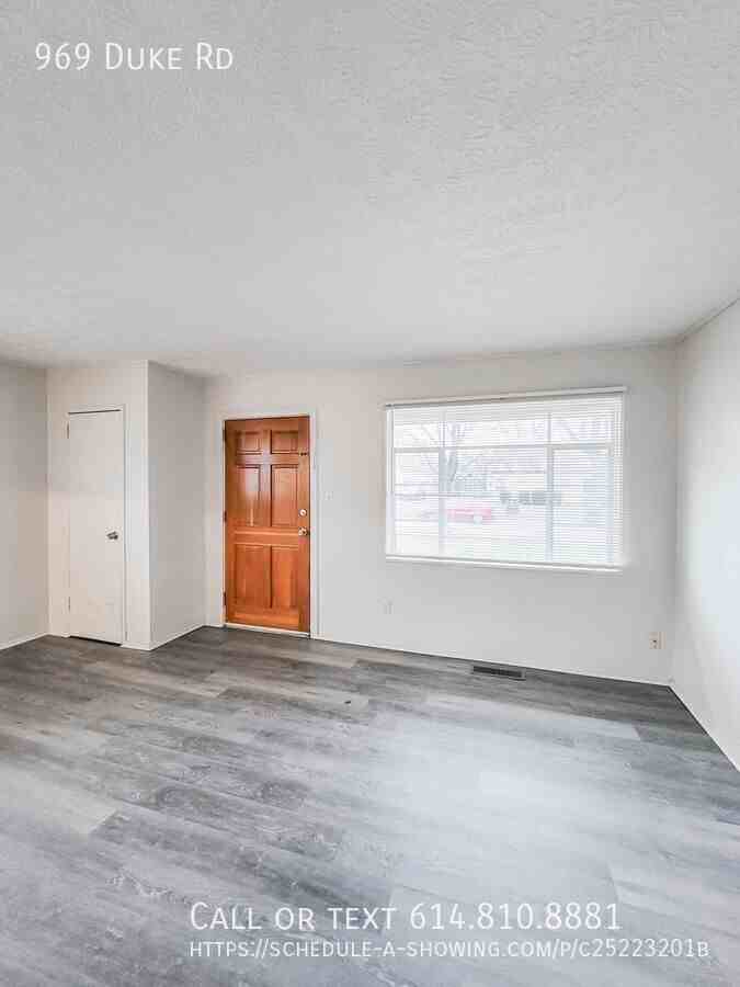 969 Duke Rd - Photo 6 of 37