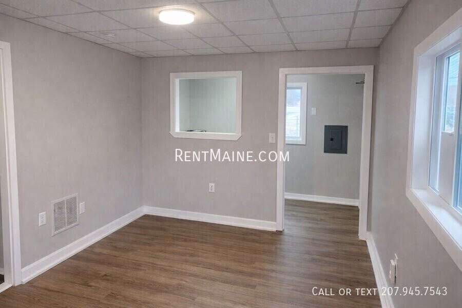 1286 Union St - Photo 3 of 16