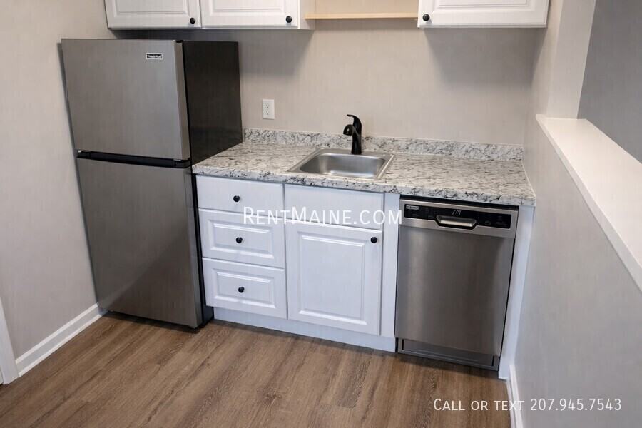 1286 Union St - Photo 5 of 16