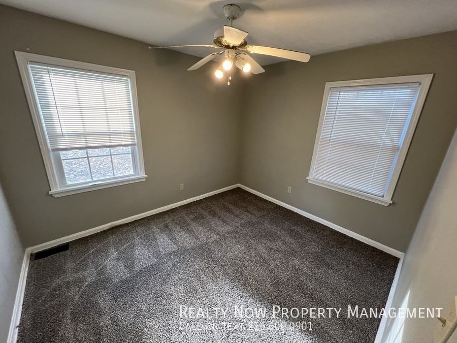 988 Keystone Dr - Photo 7 of 8