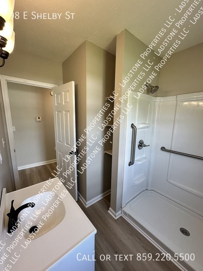 98 E Shelby St - Photo 7 of 29