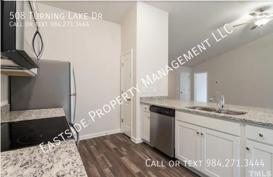 508 Turning Lake Dr - Photo 3 of 20