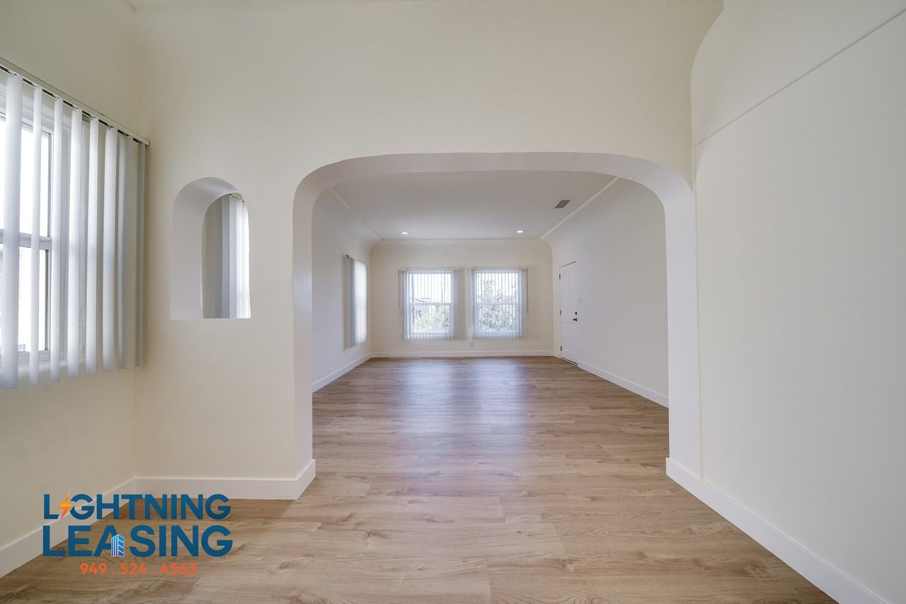 6137 Saturn St #6135D - Photo 2 of 25