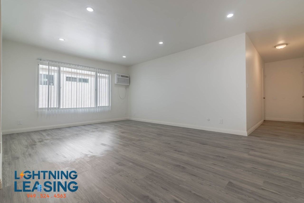 13218 1/2 Barbara Ann St #7 - Photo 2 of 10