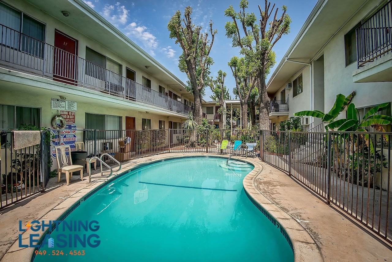 13218 1/2 Barbara Ann St #7 - Photo 3 of 10