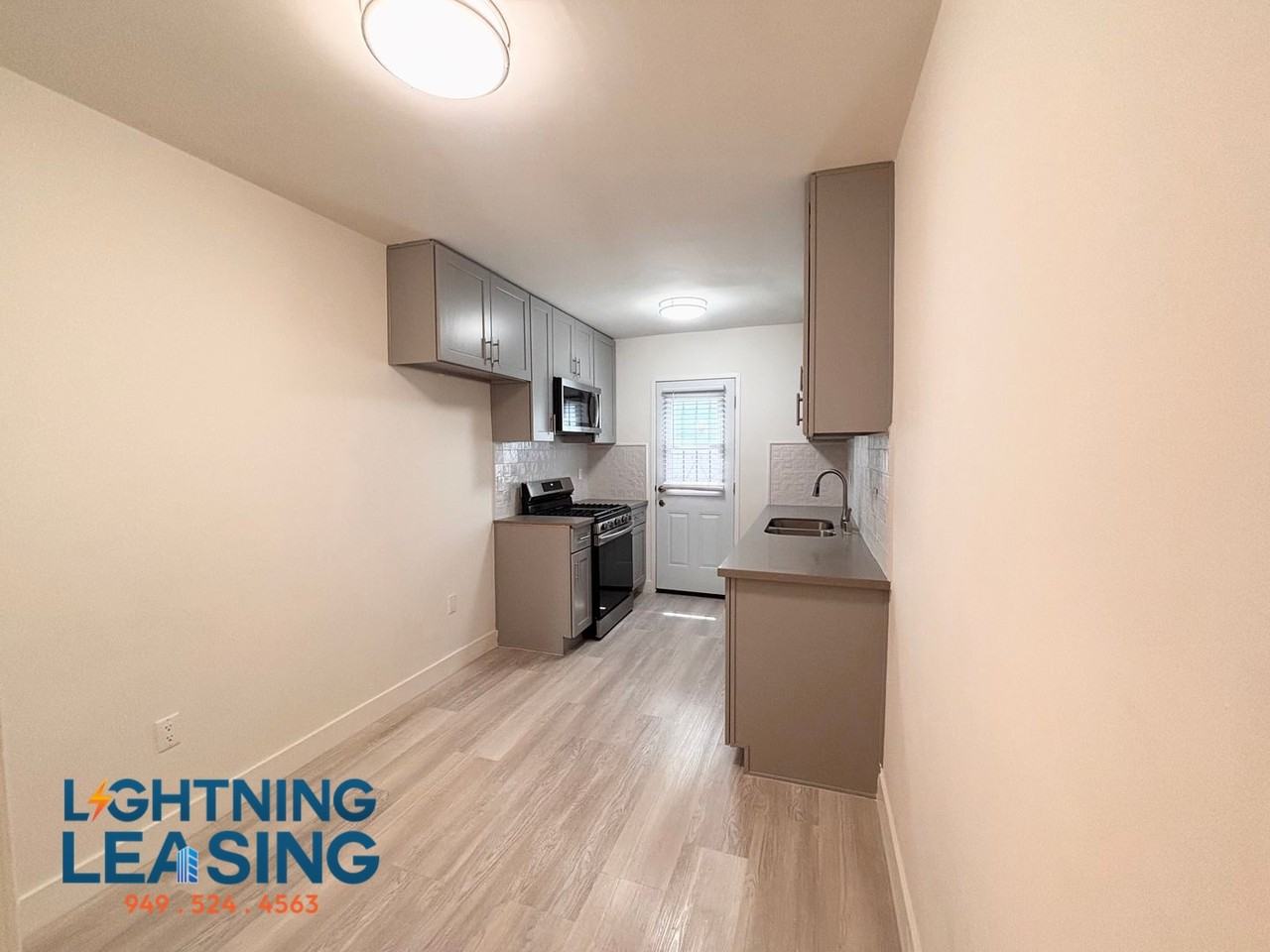 505 N Normandie Ave #2A - Photo 2 of 9