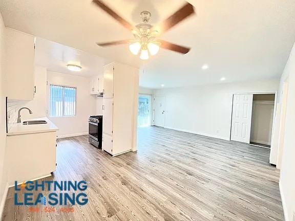 8331 1/2 Willis Ave #14D - Photo 2 of 6