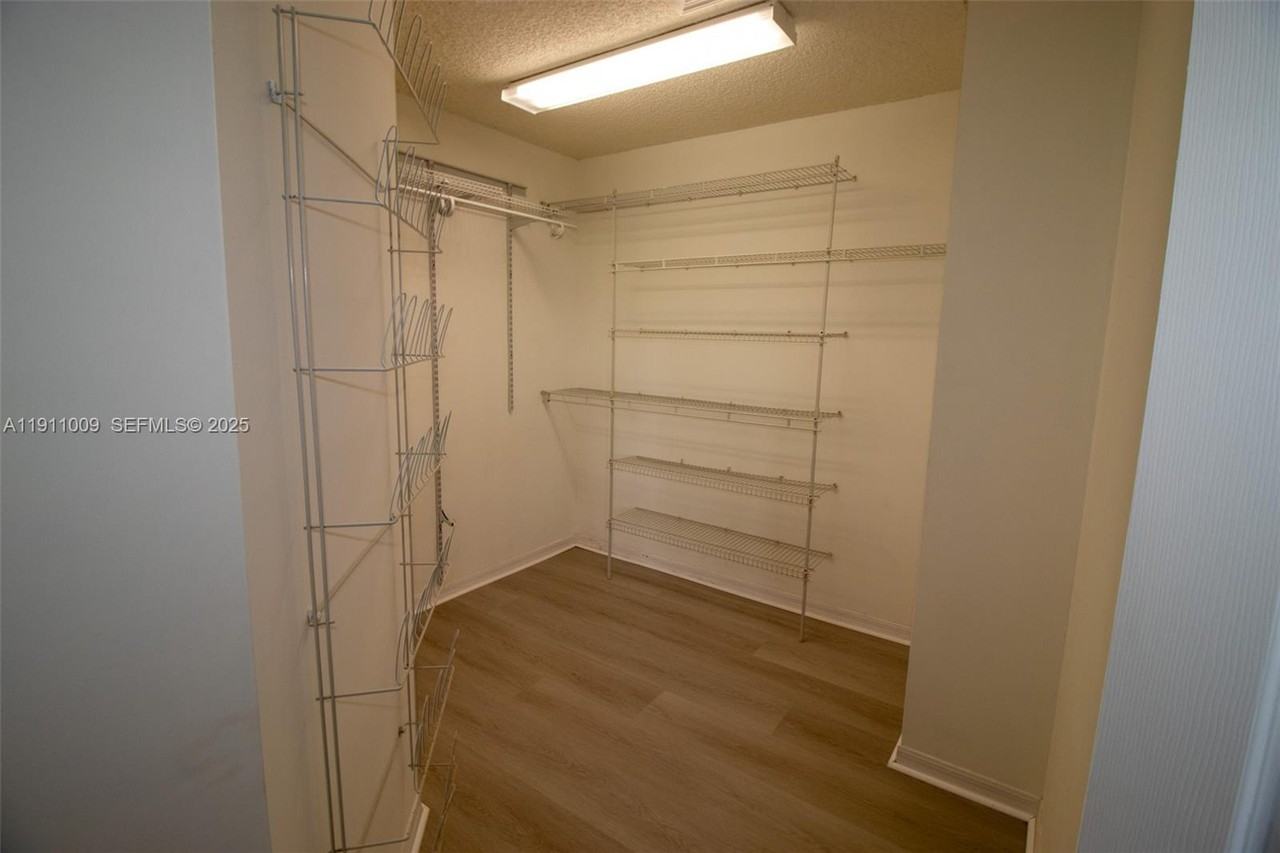 5552 Northwest 125th Terrace #0 - Photo 2 of 28