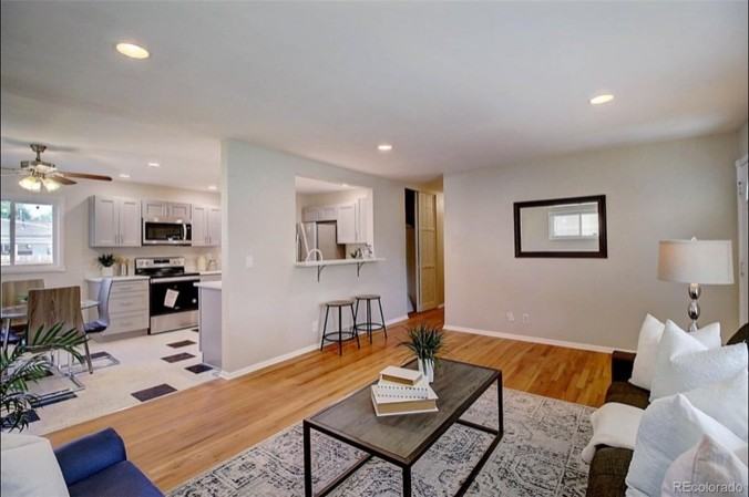 1385 Salem St - Photo 6 of 24