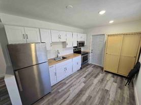 236 Se 9th Ave - Photo 1 of 1