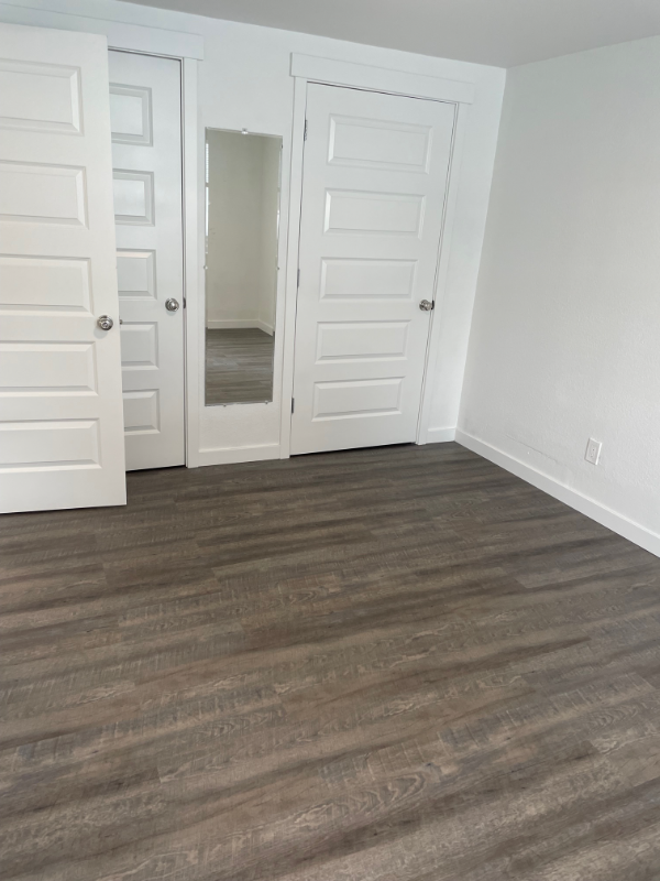 416 N 16th Ave - Photo 4 of 8