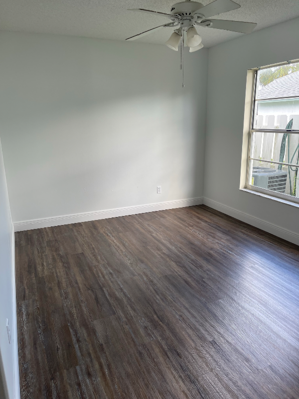 7783 Indian Ridge Trl N - Photo 4 of 15