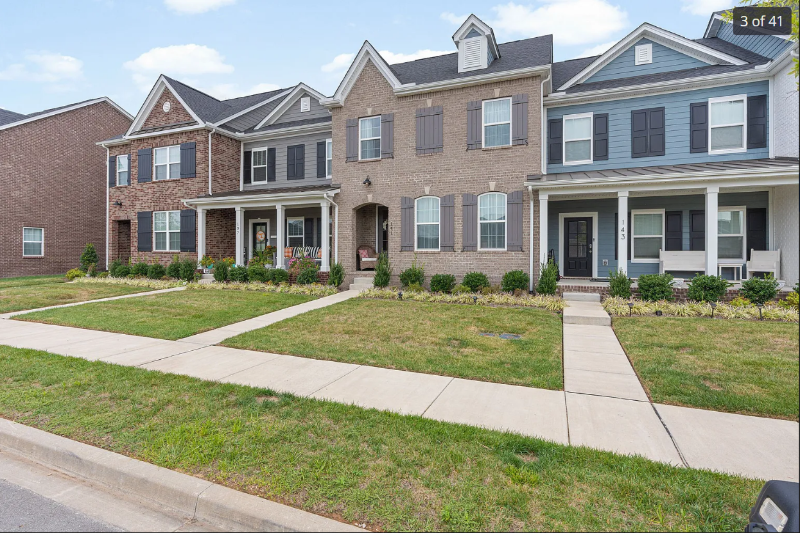 141 Saddlewood Ln - Photo 4 of 23