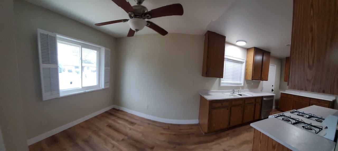 1832 Pueblo Dr - Photo 5 of 20