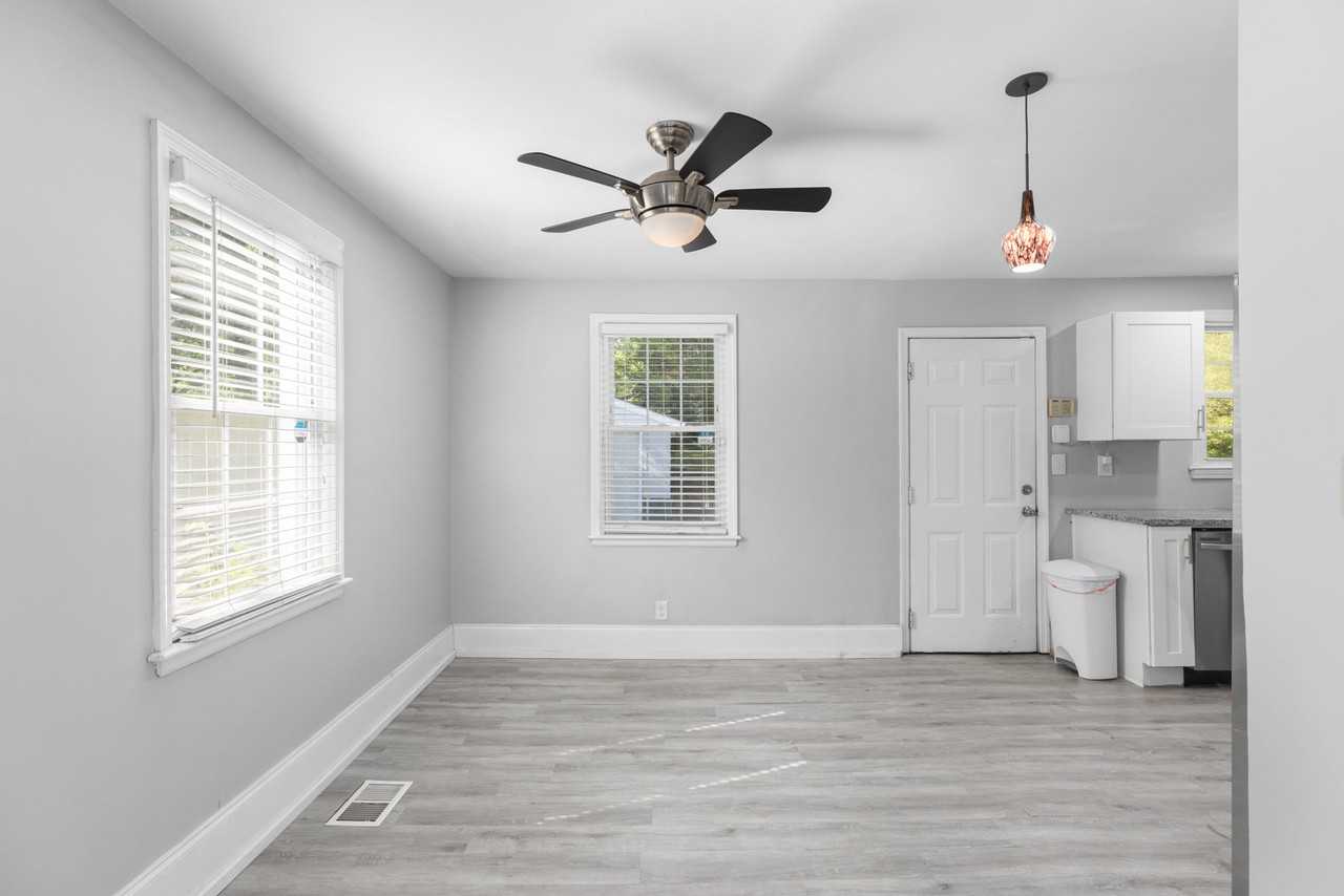 2010 Mcafee Rd - Photo 4 of 20