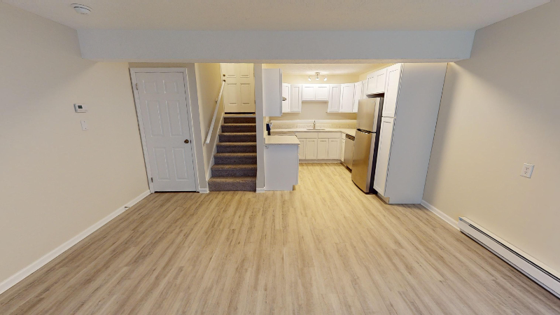 72 Marsh Rd - Photo 3 of 16