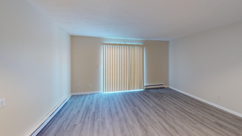 72 Marsh Rd - Photo 4 of 16