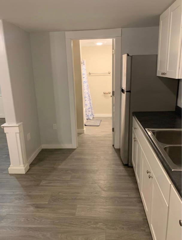 32 St Johns St #1 - Photo 4 of 6