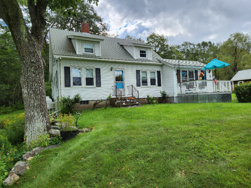 18 Fir Hollow Rd - Photo 3 of 24