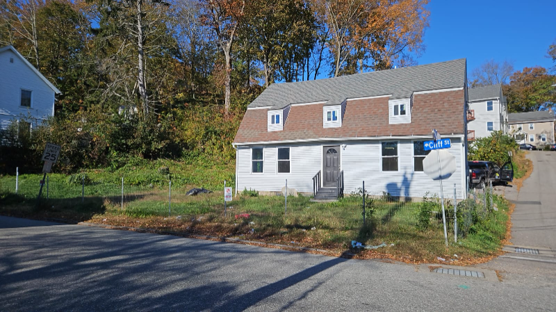 158 Cliff St #2ndFL