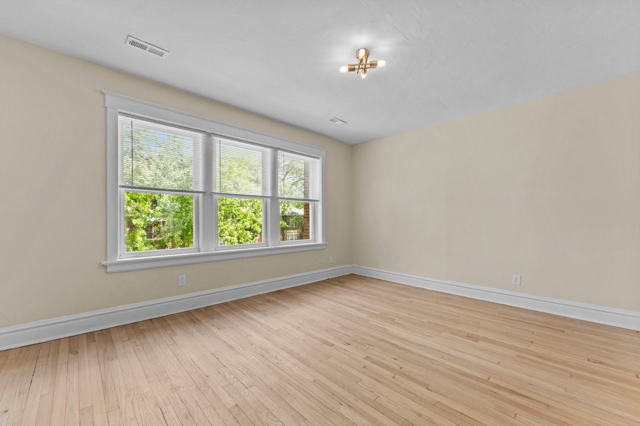 7350 Amherst Ave #1E - Photo 2 of 17