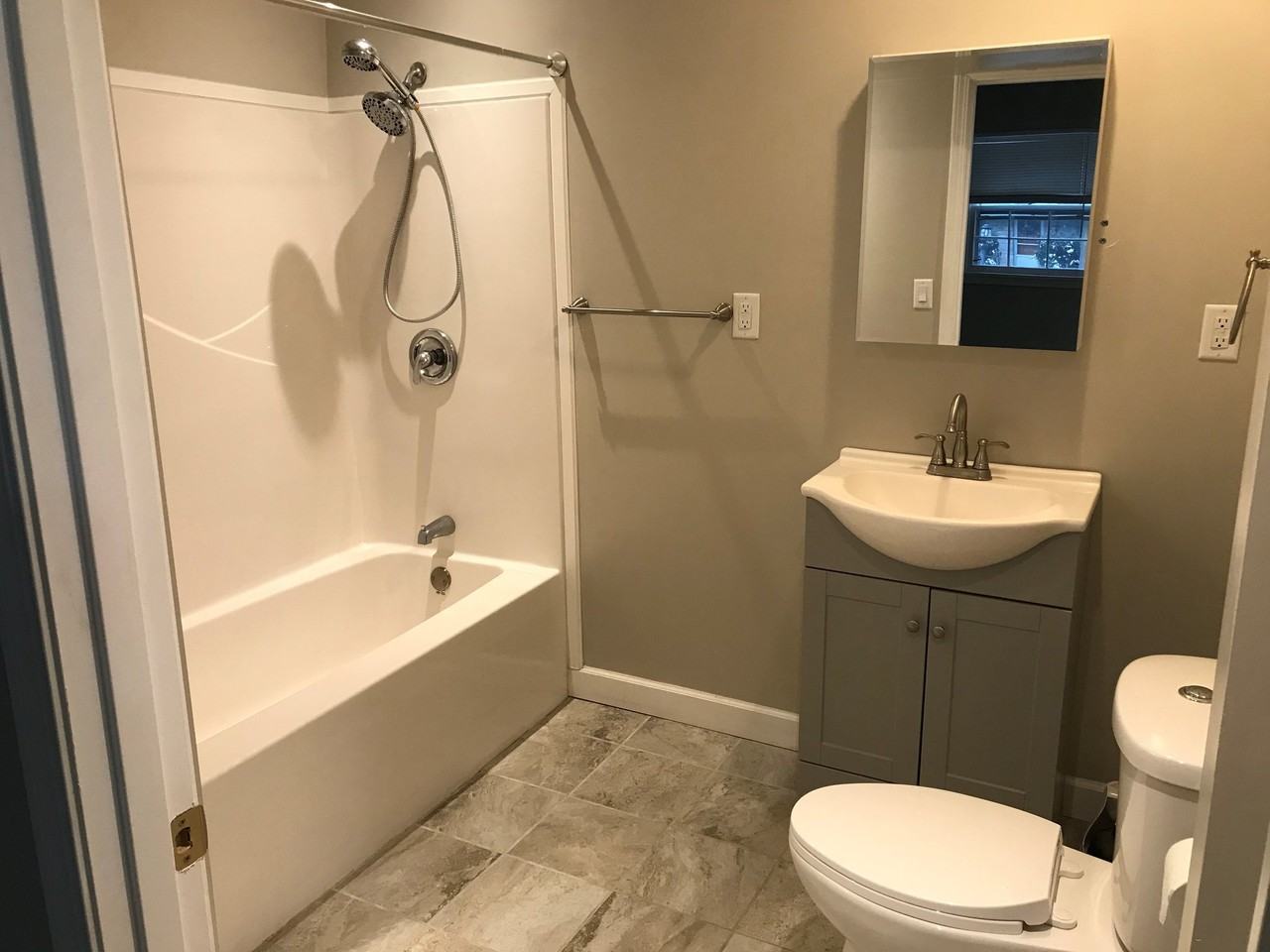 502 E Harding Dr - Photo 7 of 12