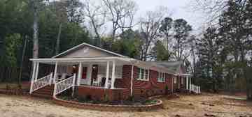 featured image of 4605 Blanton Rd